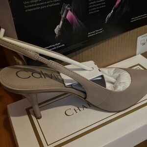Calvin Klein Cinola